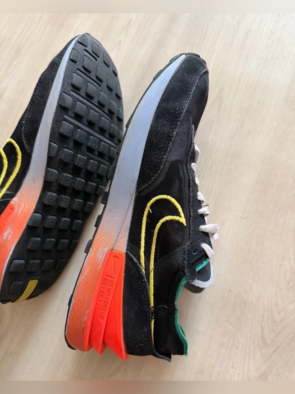 Nike waffle one